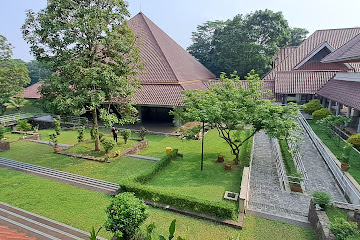 インドネシア大学日本研究センター
